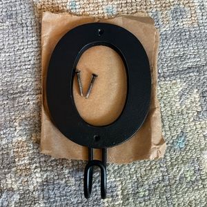 Pottery Barn ‘O’ wall hook